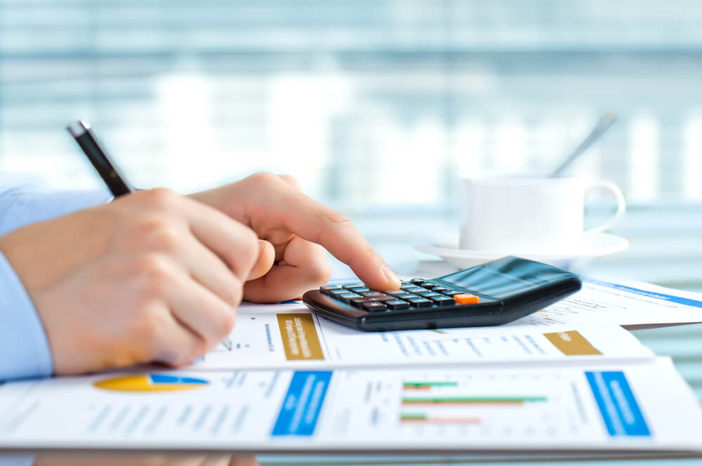 Como a automação industrial pode reduzir custos na sua empresa